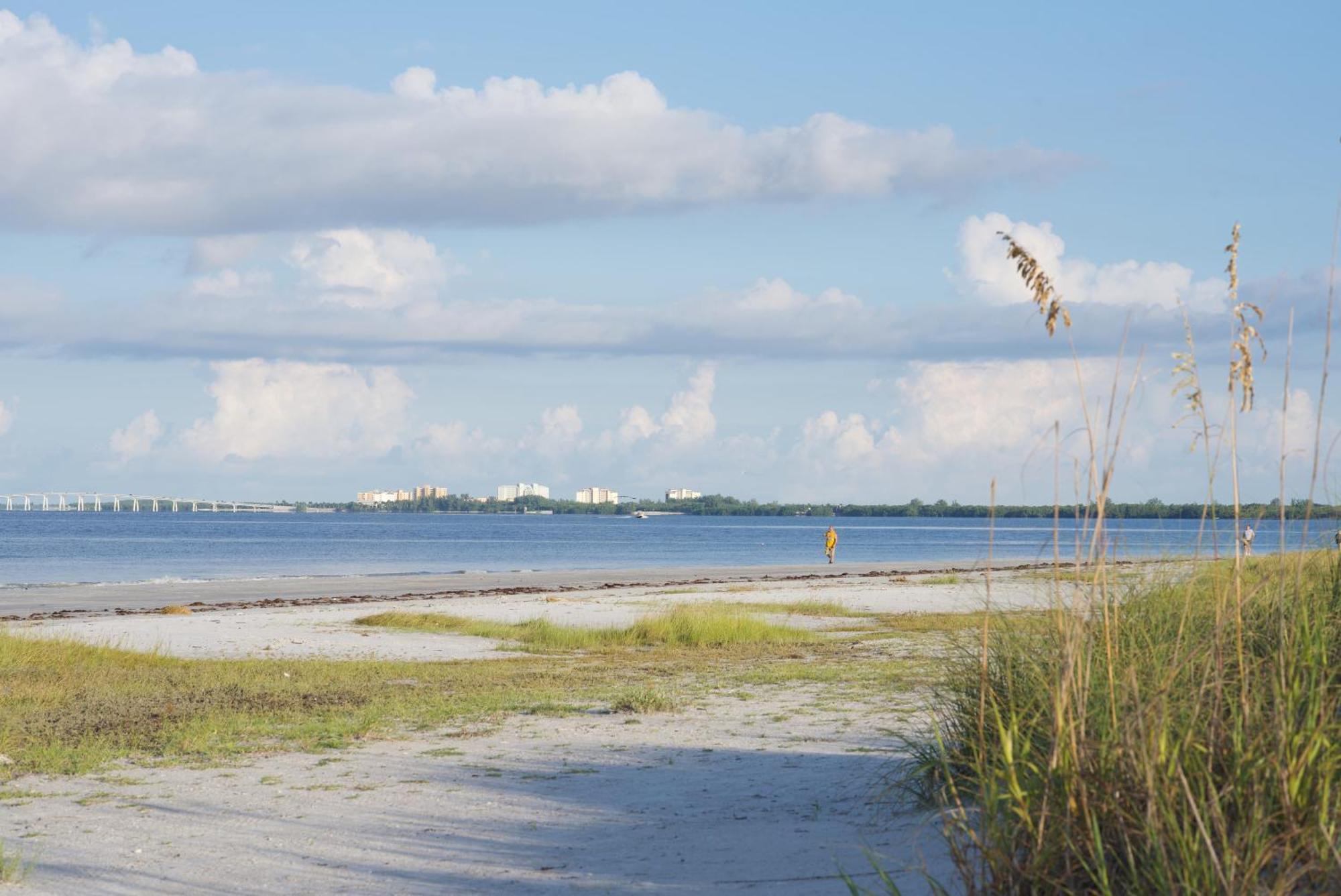 Island Winds 521 By Sun Palace Vacations Apartment Fort Myers Beach Exterior photo